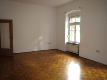 3-Zimmer-Altbauwohnung in Karlsruhe-Durlach-Zentrum